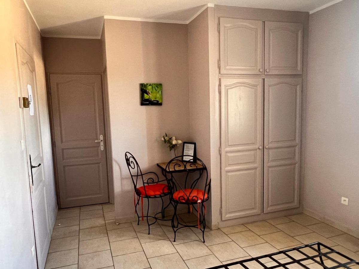 Mas De L'Estiou Apartman Monteux Kültér fotó