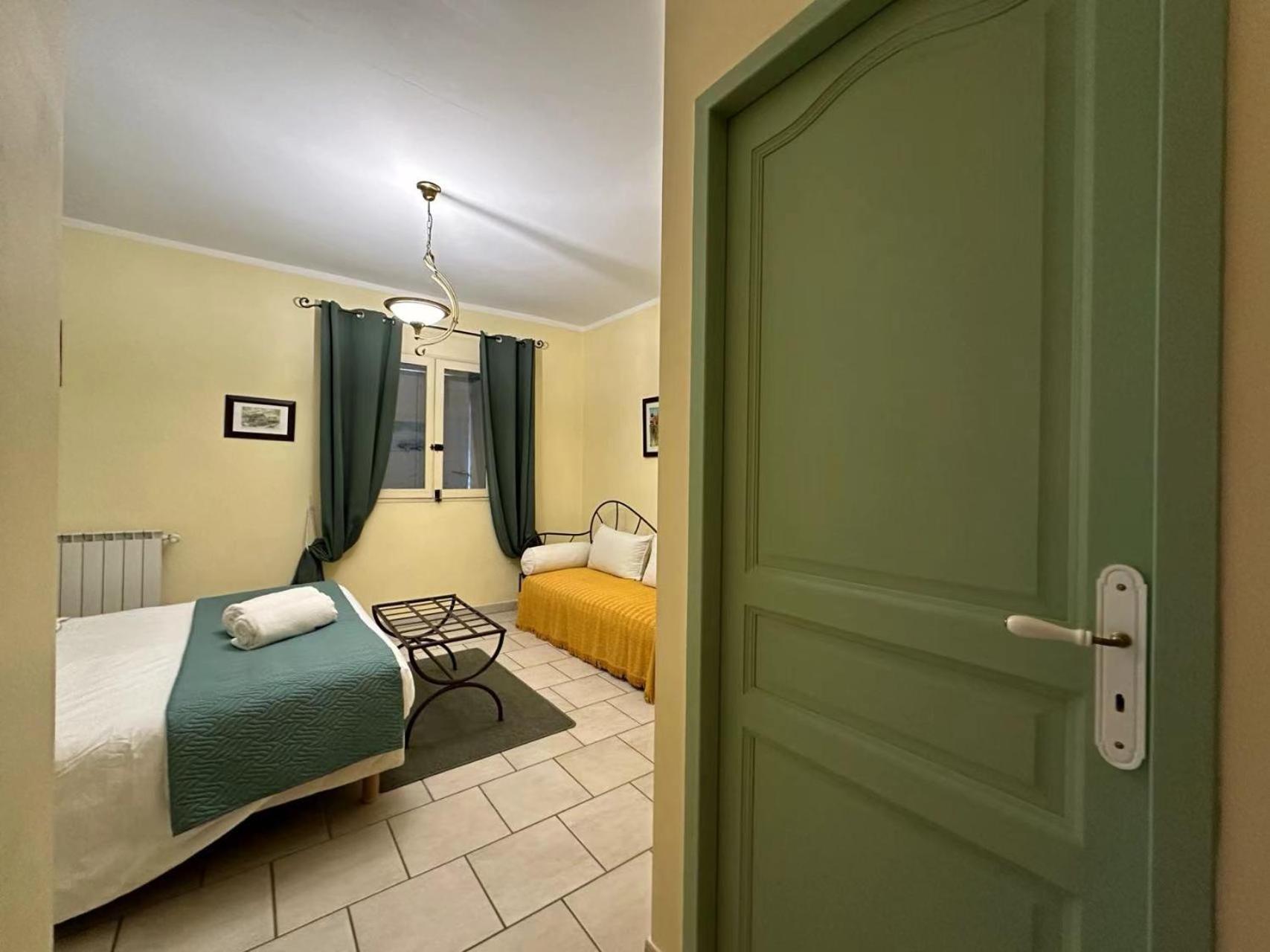 Mas De L'Estiou Apartman Monteux Kültér fotó