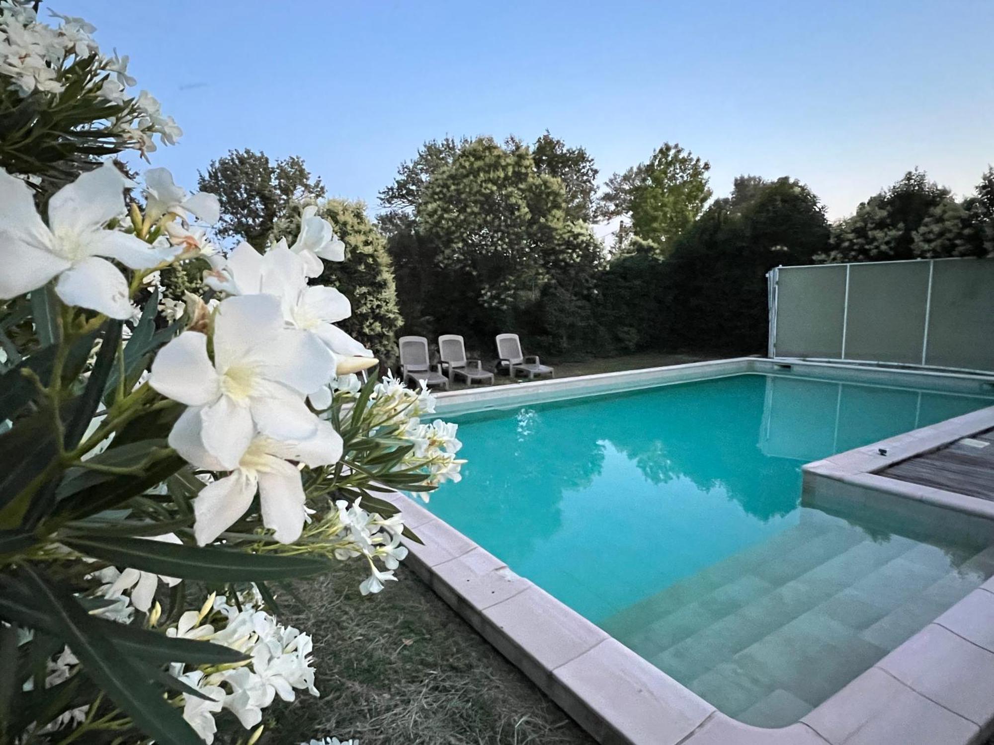Mas De L'Estiou Apartman Monteux Kültér fotó